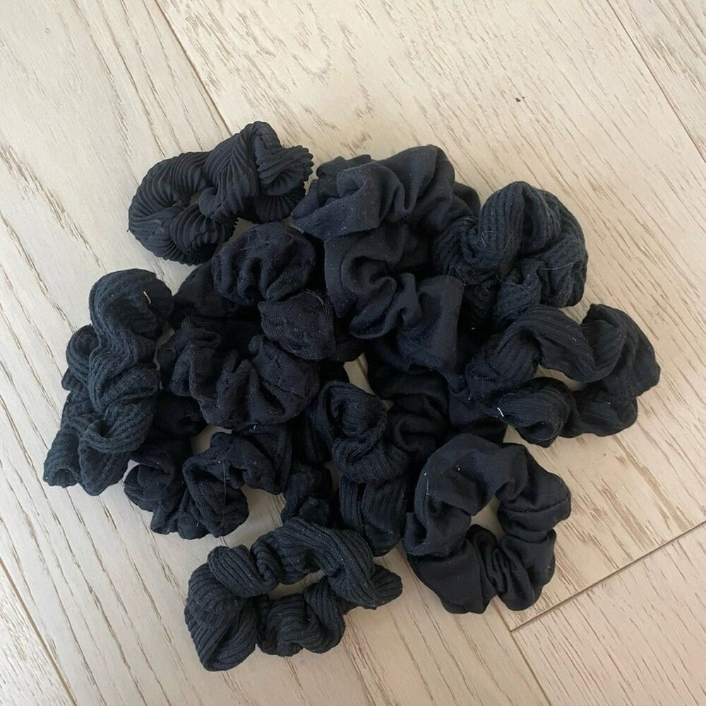 Black Hair Scrunchies Set